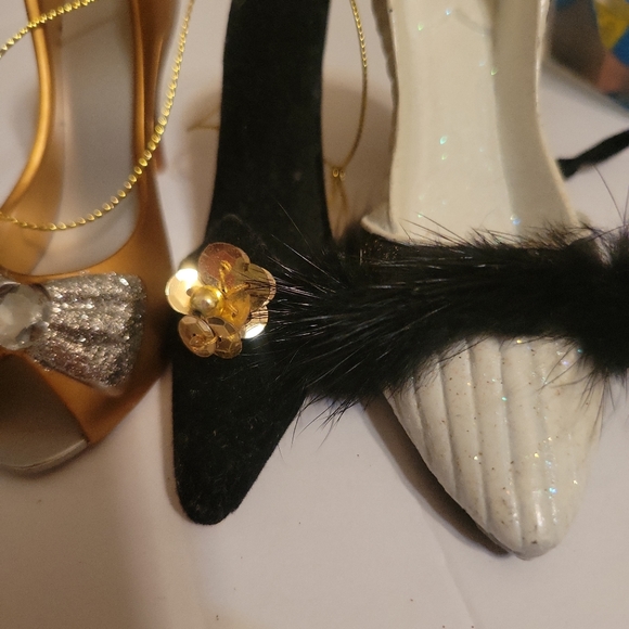 3 shoe vintage heels figurines - Picture 3 of 4